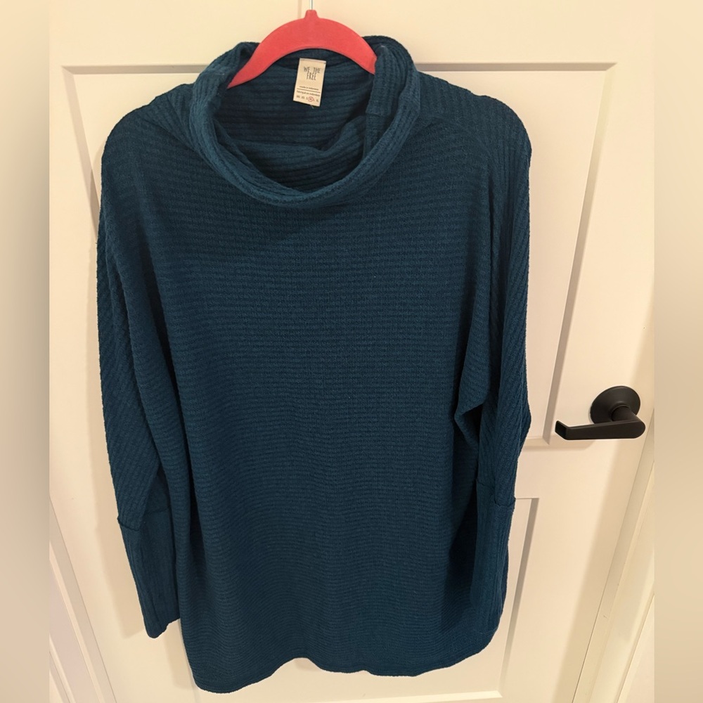 We The Free Free People Waffle Knit Cowl Neck Tunic Top Blue Size M